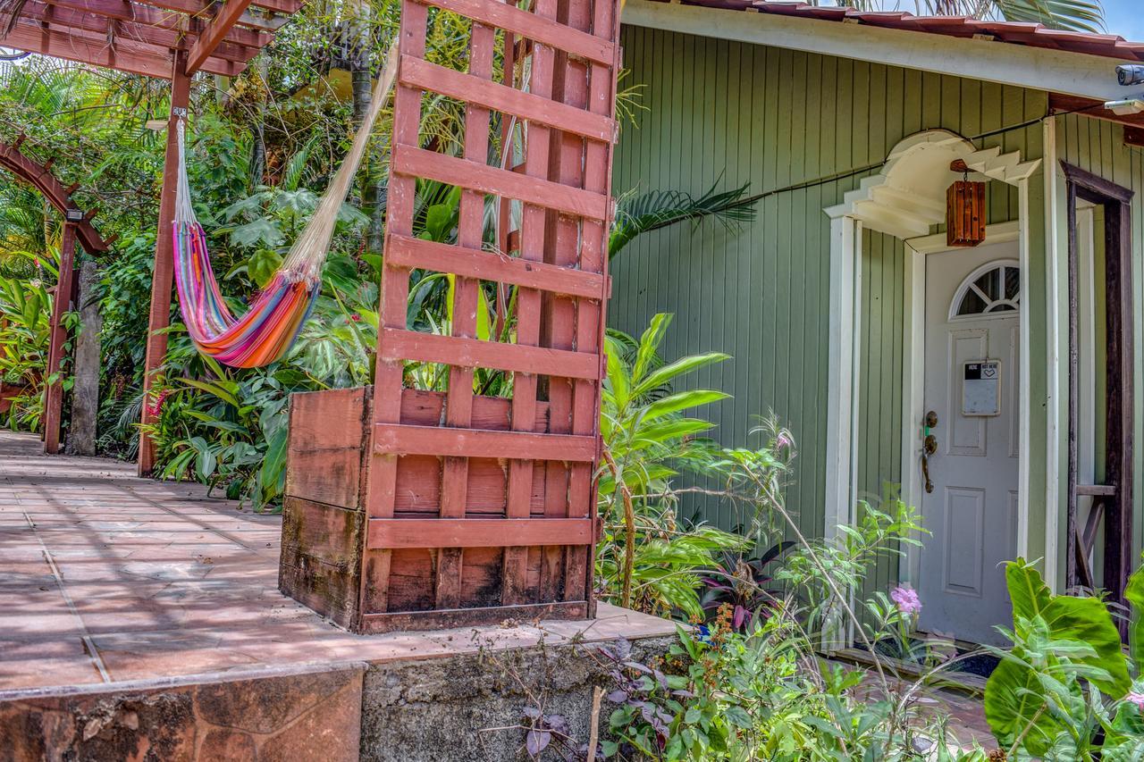 Roatan Backpackers' Hostel Sandy Bay Exterior foto